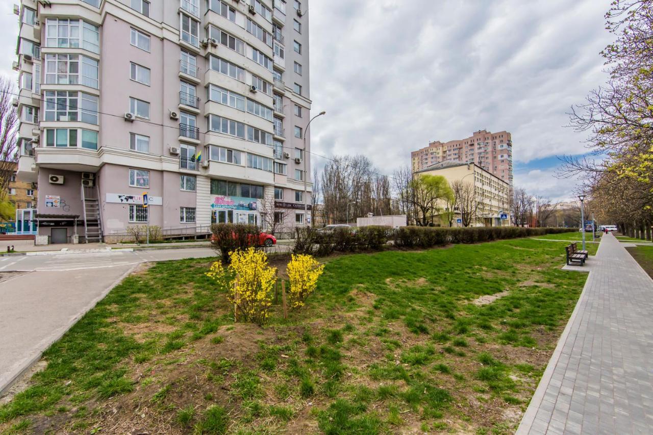 Просторная Однокомнатная Квартира Возле Скоростного Трамвая Kiev Exterior foto