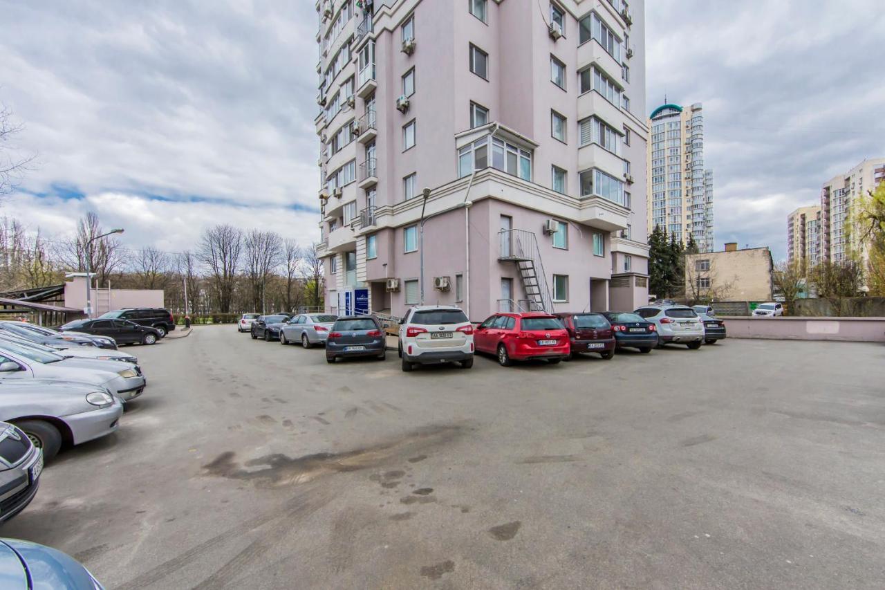 Просторная Однокомнатная Квартира Возле Скоростного Трамвая Kiev Exterior foto
